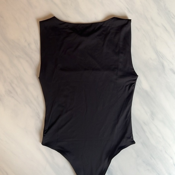 NWT House of Harlow 1960 Bodysuit - Square Neck High Back Sleeveless Size S - Picture 5 of 8